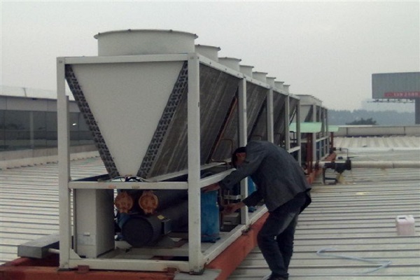 夏季為什么要做中央空調(diào)保養(yǎng)？【安迅暖通】