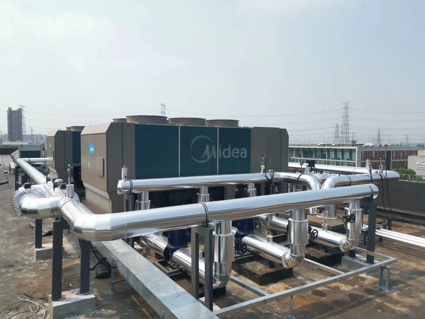 美的螺桿式冷水機(jī)組 美的螺桿式冷水機(jī)組